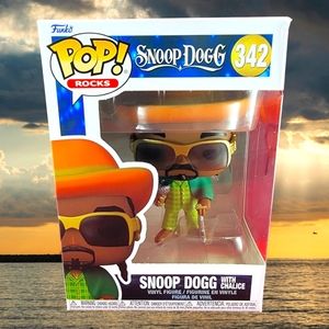 Snoop Dogg with chalice funko # 342 with pop protector